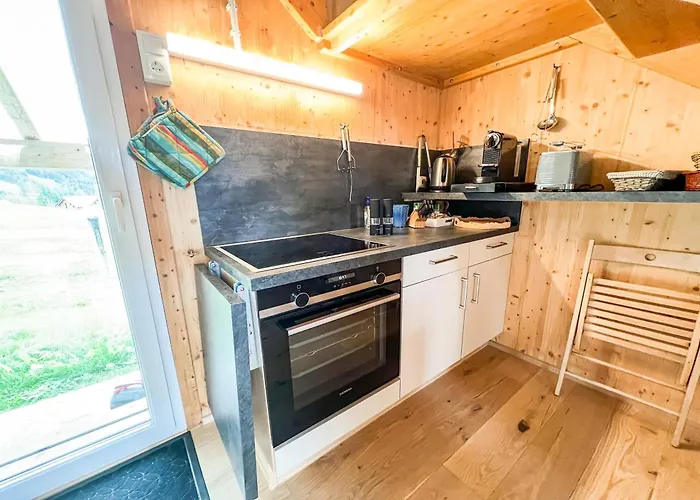 1a Nest - Grillen, Wandern, Panorama Sauna! בקתה